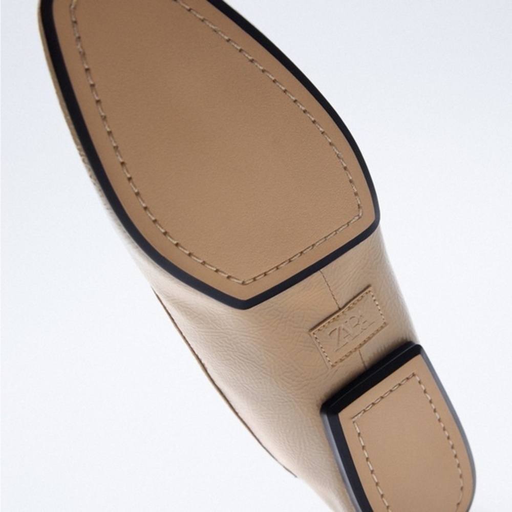Zara Patten Finish Flats - Picture 6 of 7
